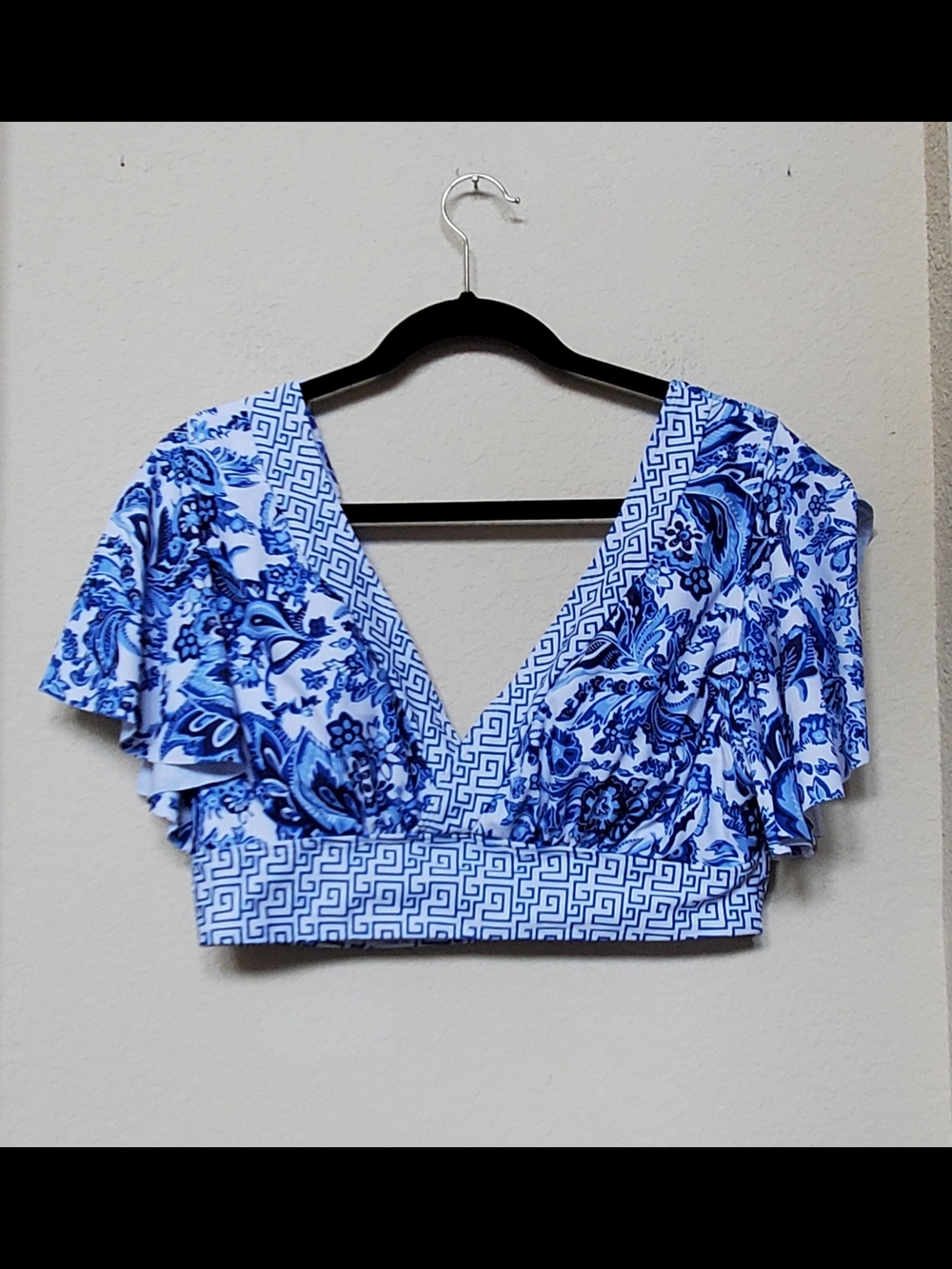 Blue Floral Flutter Sleeve 2 Pc Bikini Set. Size 1X